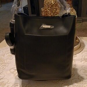 Yani J'adore Black Faux Leather Shoulder/ Crossbody Bag